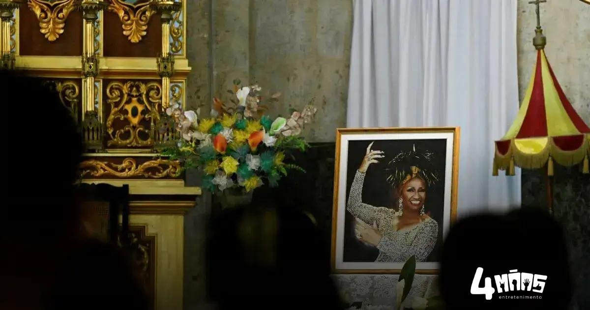 Homenagem discreta a Celia Cruz em Havana marca 100º aniversário
