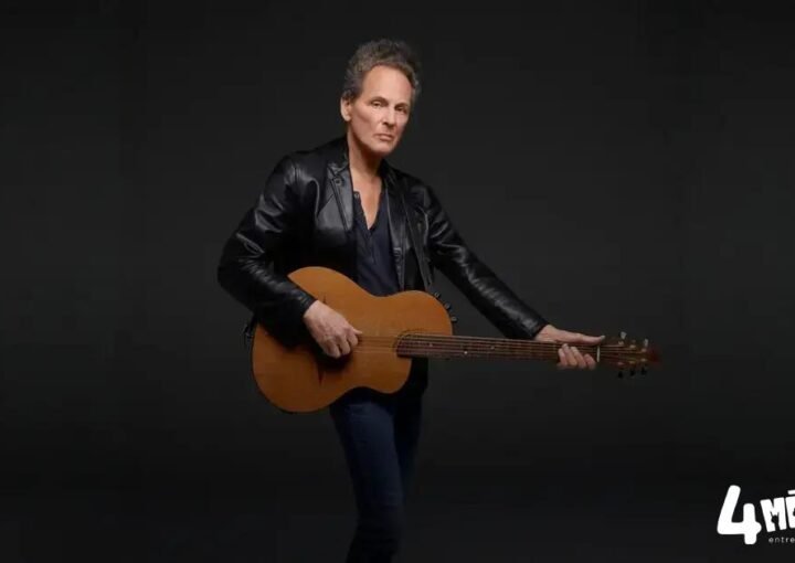 Lindsey Buckingham prepara novo álbum que resume sua carreira solo