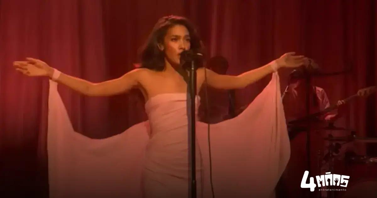 Olivia Dean libera vídeos do SNL e consolida seu destaque em 2026