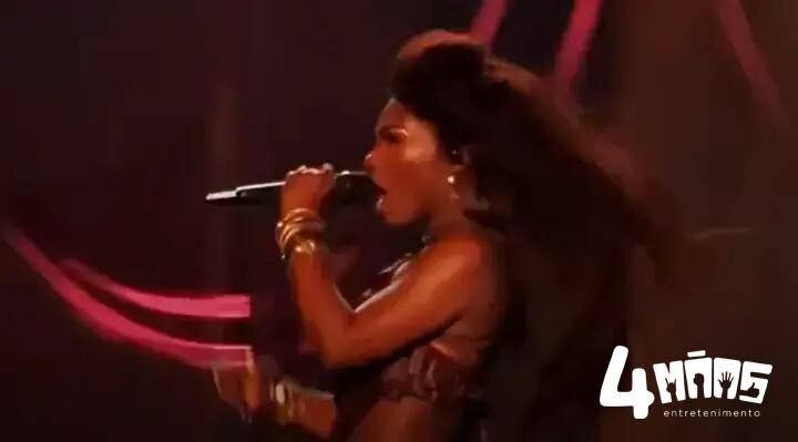 Doechii leva funk brasileiro ao Lollapalooza Chile em remix surpresa