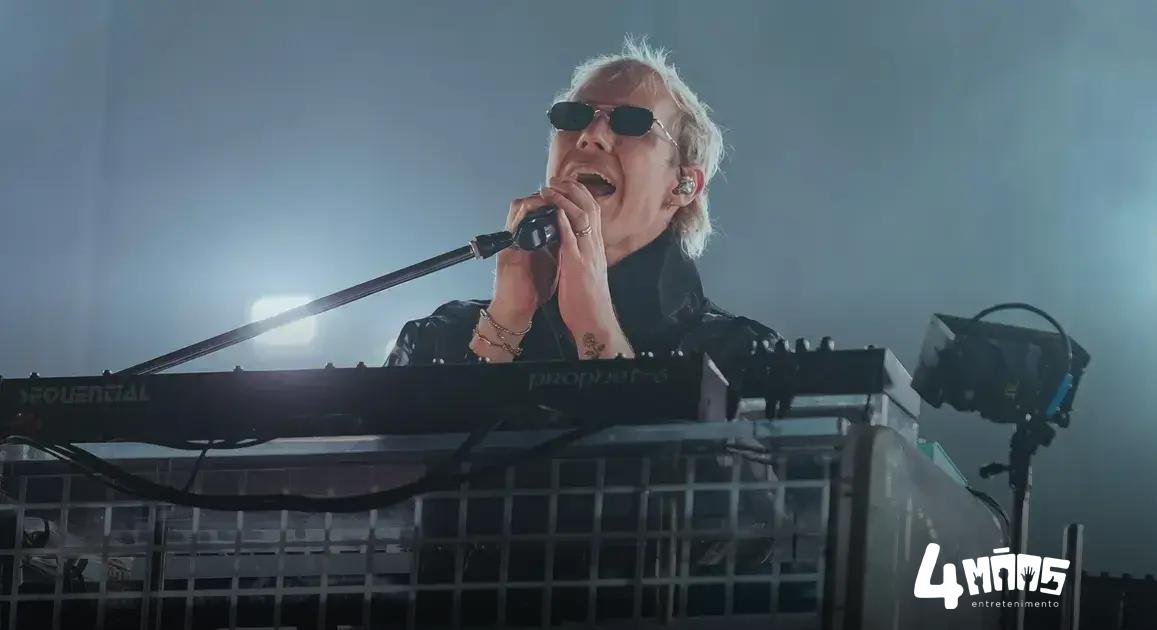 Rüfüs Du Sol reafirma status de lenda em show com luzes e som