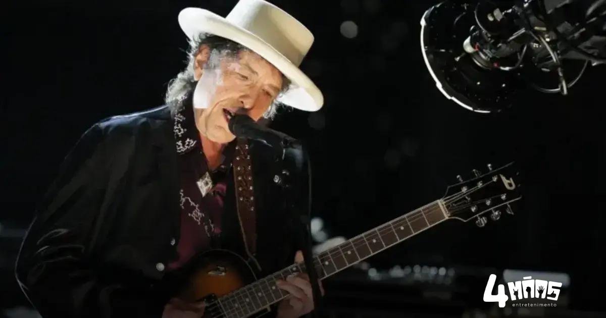 Bob Dylan toca 'You Ain't Goin' Nowhere' ao vivo após 14 anos