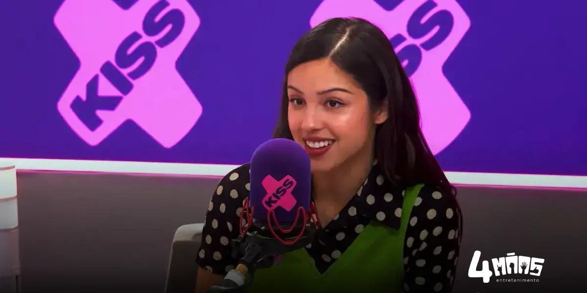Olivia Rodrigo diz que fãs usam fraldas na grade e sentiu o cheiro